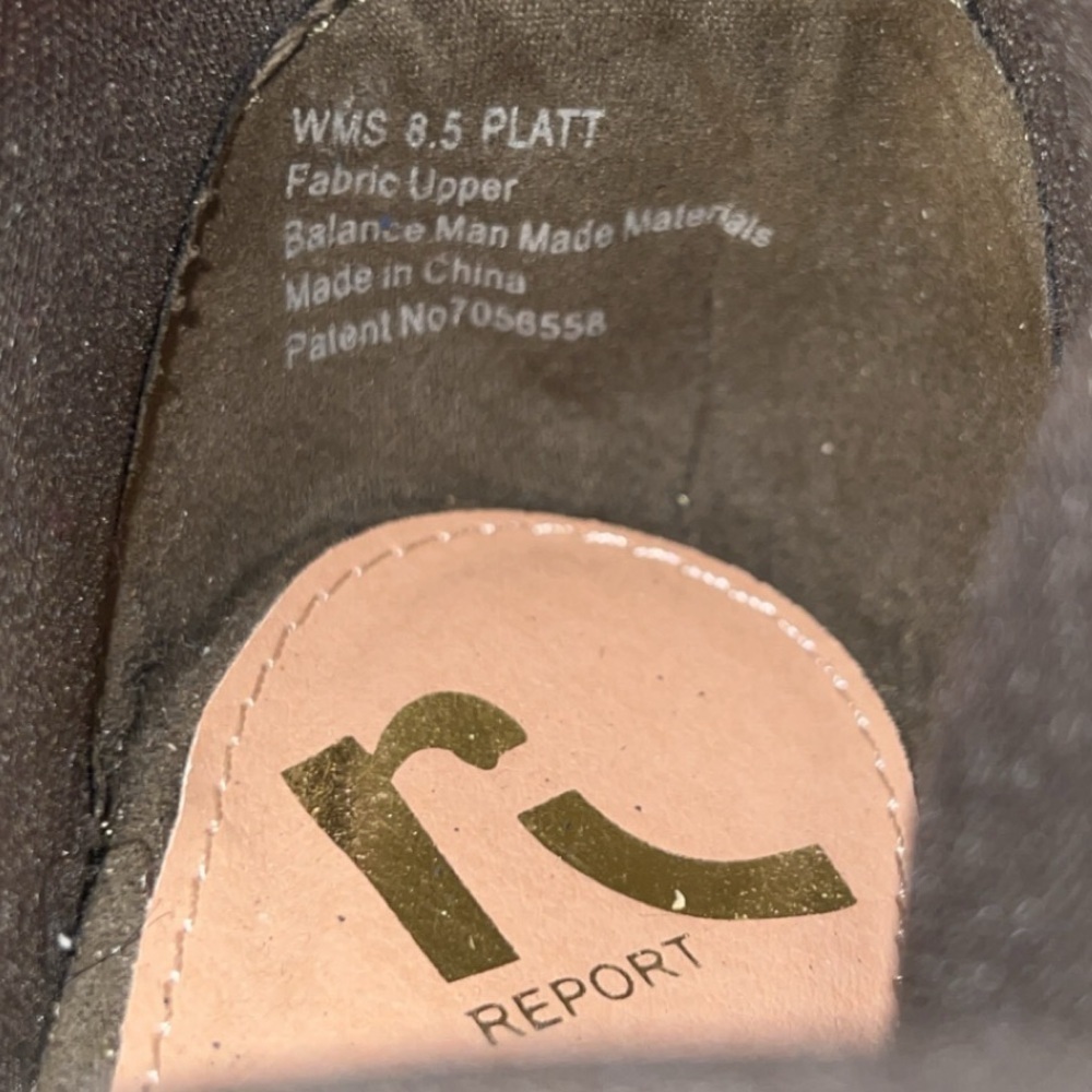 Report- Olive green open toe wedges - Picture 2 of 9